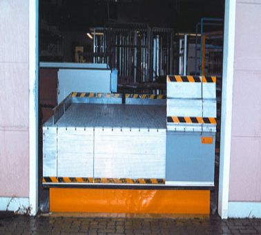 LAWECO loading lift platform